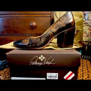 New Patricia Nash Anita heels size 7
